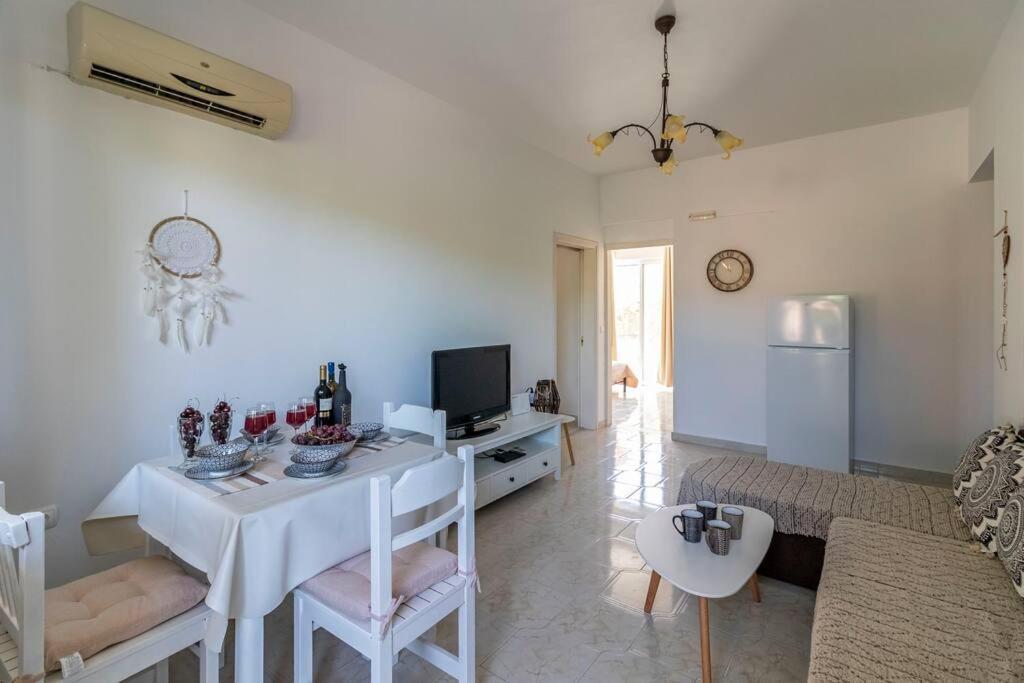 Fotis House Apartment อาฟานโท ภายนอก รูปภาพ