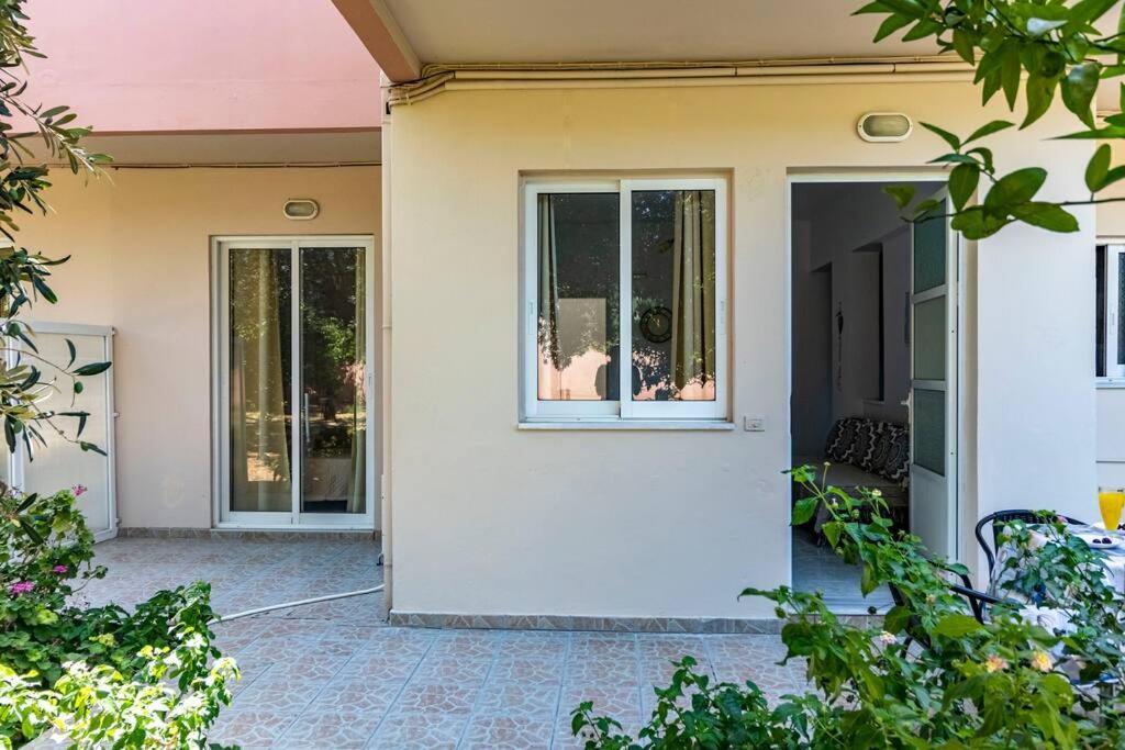 Fotis House Apartment อาฟานโท ภายนอก รูปภาพ
